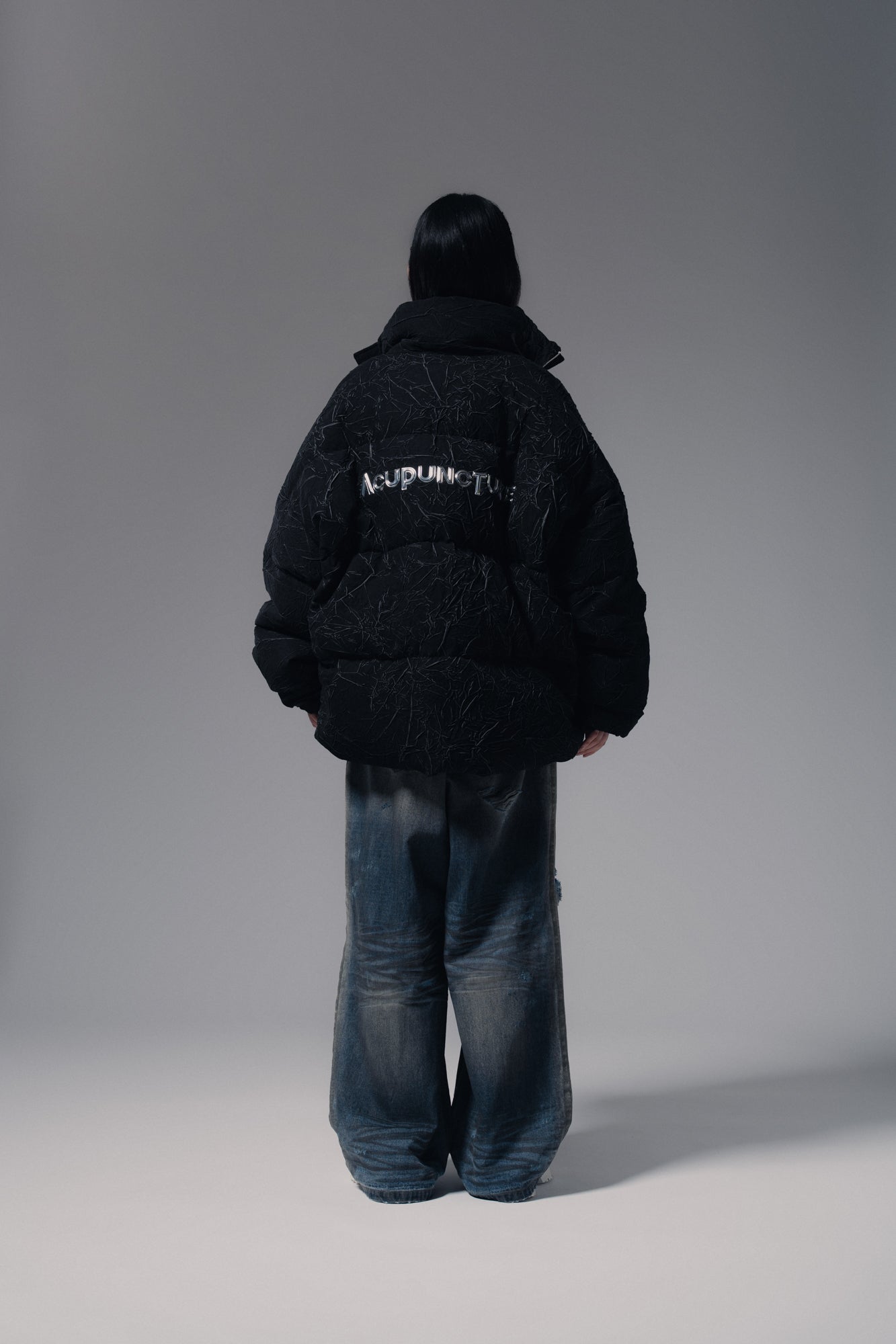 BRANCH PUFFER BLACK Acupuncture