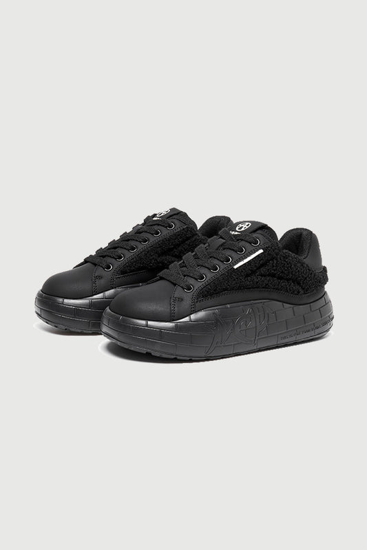 NYU Vulc Fleuri Black Acupuncture