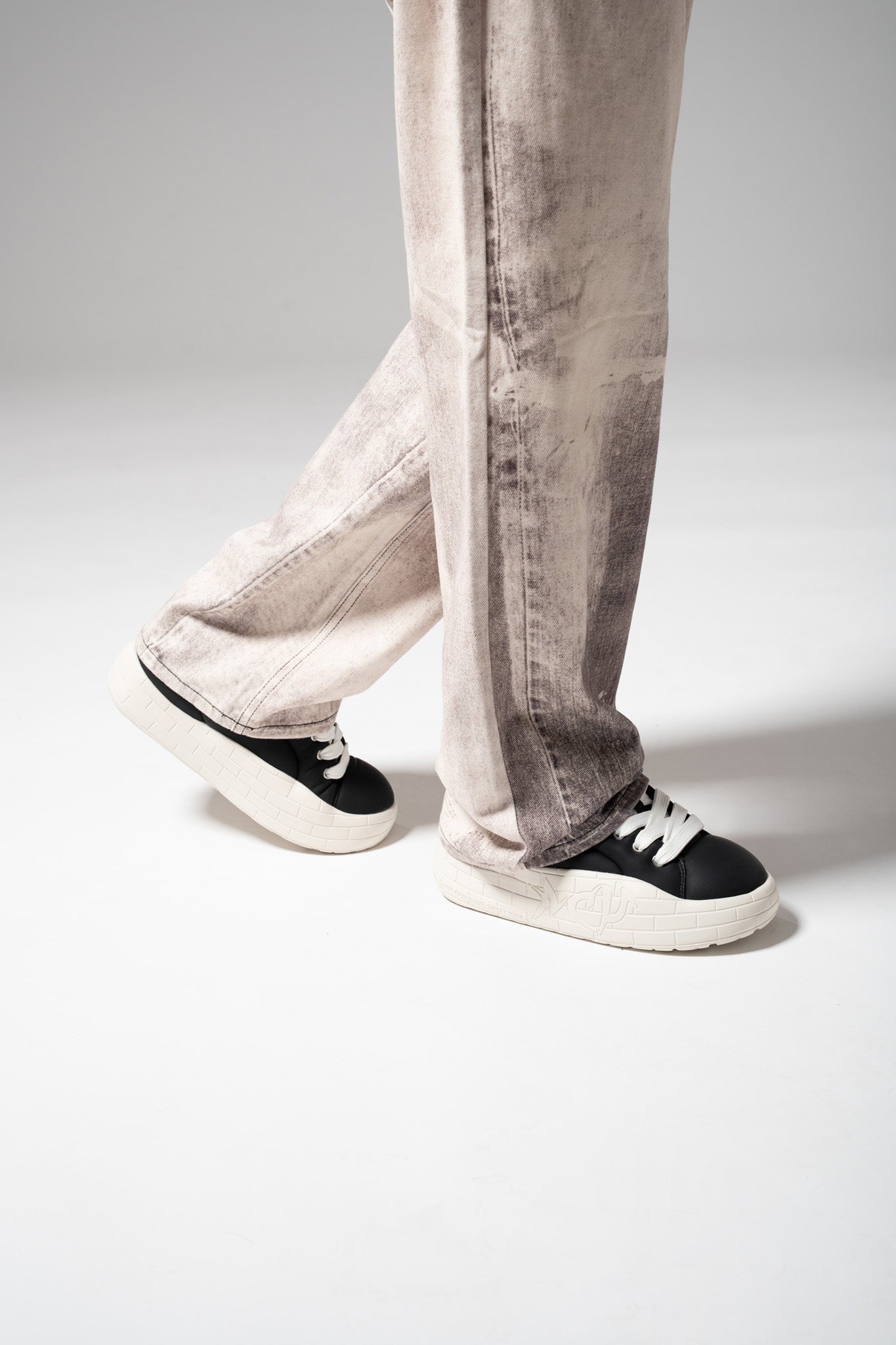 NYU VULC PUFFY BLACK Acupuncture