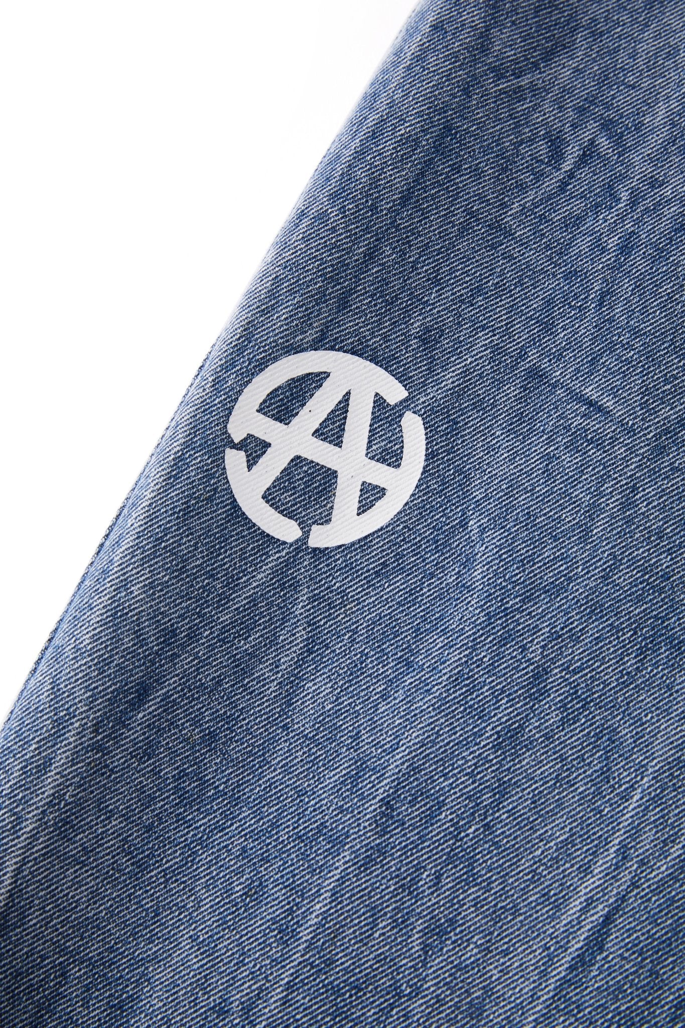 EMBLEM JEANS BLUE Acupuncture
