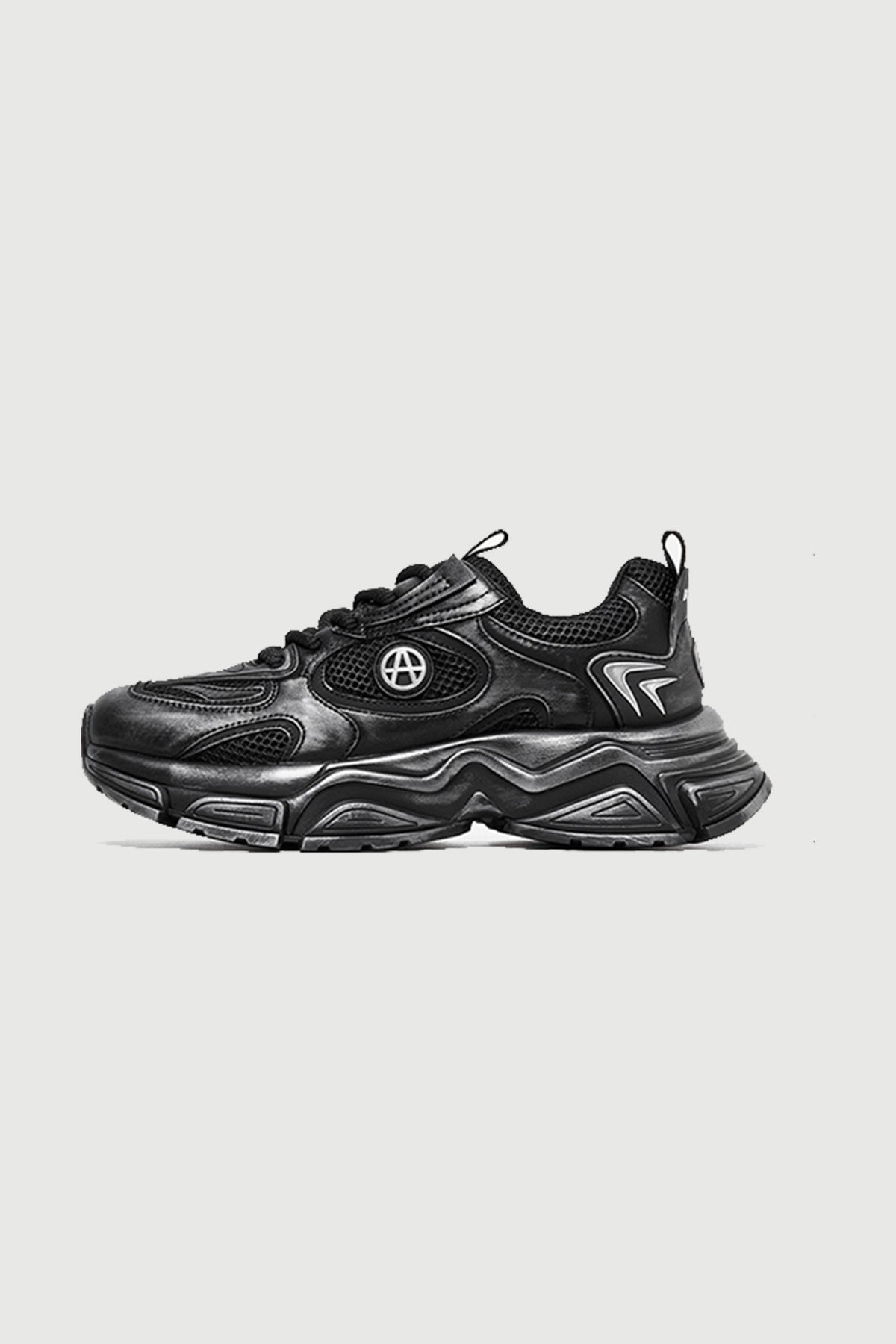 UGNG Contour Black — side view