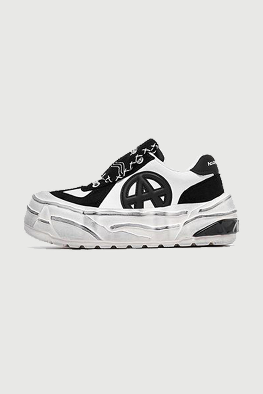 Distort Stitch Black/White