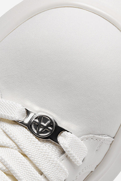 Bass Low White — construction detail close-up