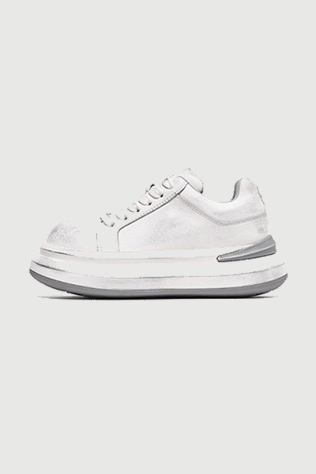 Bass Low Distressed White — side view