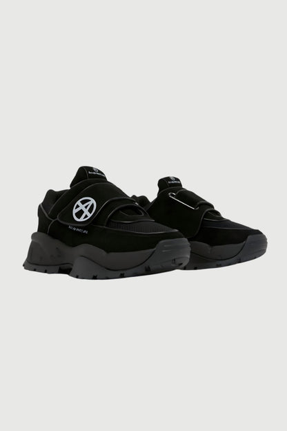 BEEFER SUEDE TRIPLE BLACK Acupuncture