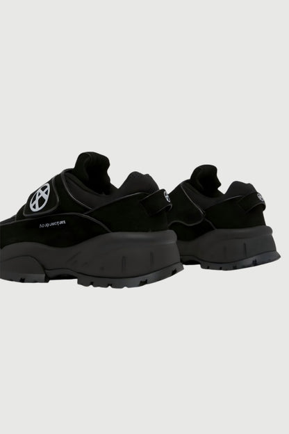 BEEFER SUEDE TRIPLE BLACK Acupuncture