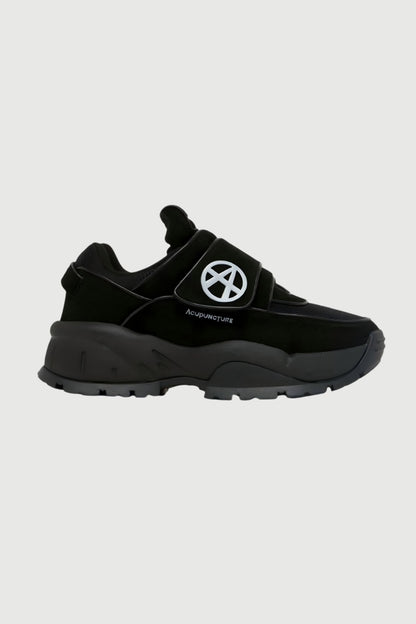 BEEFER SUEDE TRIPLE BLACK Acupuncture