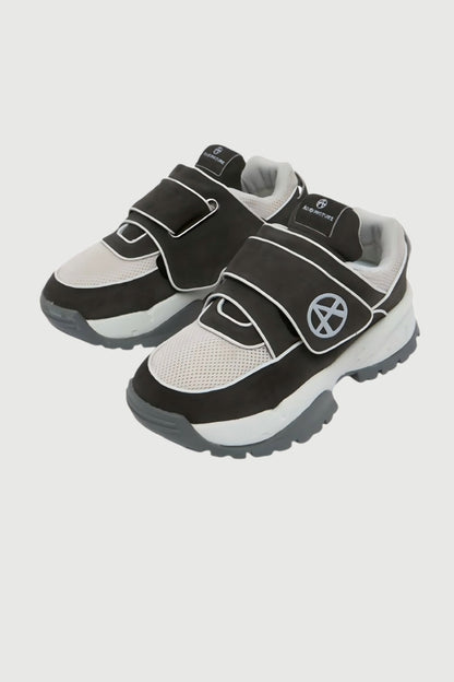 BEEFER SUEDE TWO - TONED GREY Acupuncture