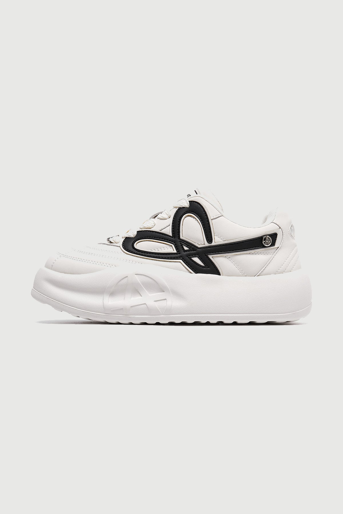NYUE Loop White — side view