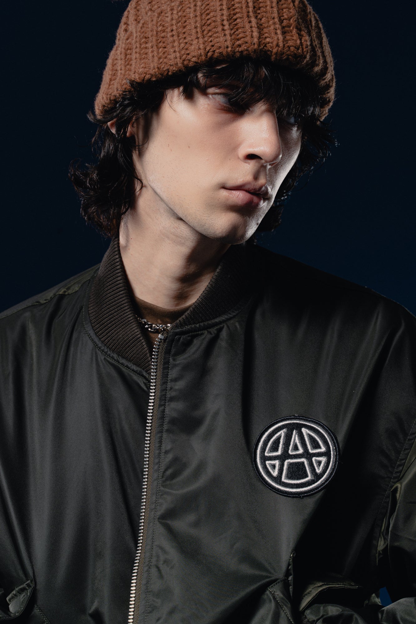 CARBON BOMBER DARK GREEN Acupuncture