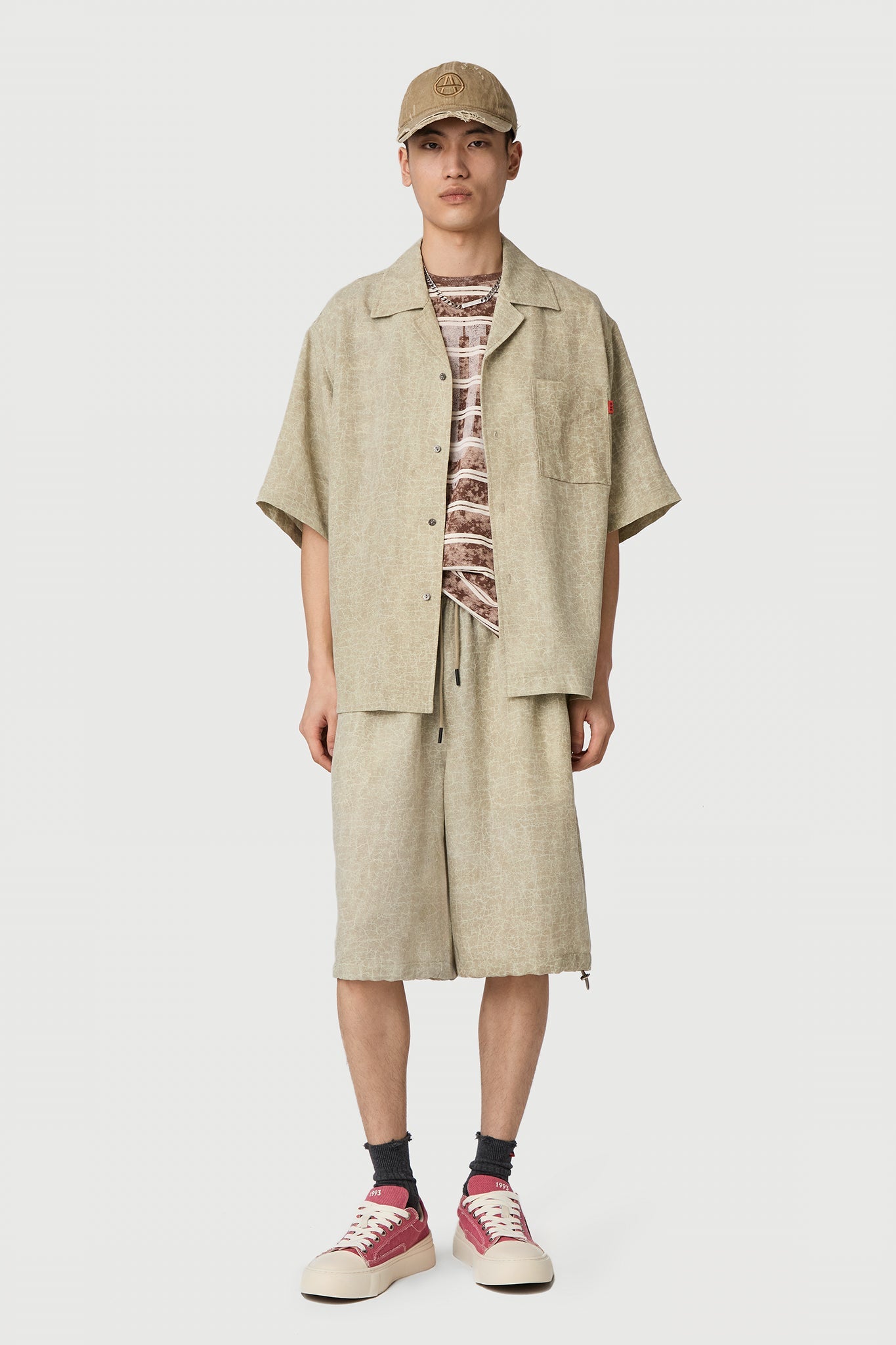 CRACKED SHIRT S/S MARBLE SAND Acupuncture
