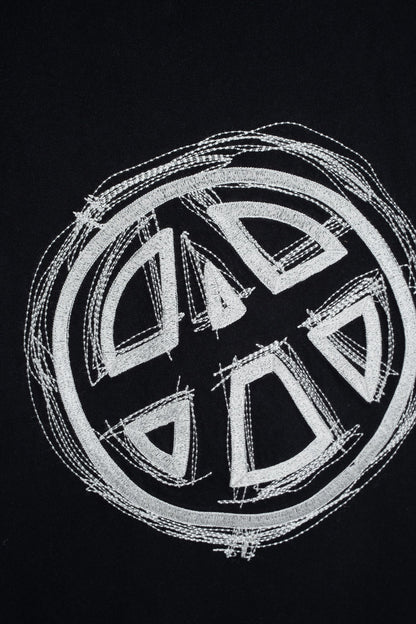 EMBLEM T - SHIRT BLACK Acupuncture