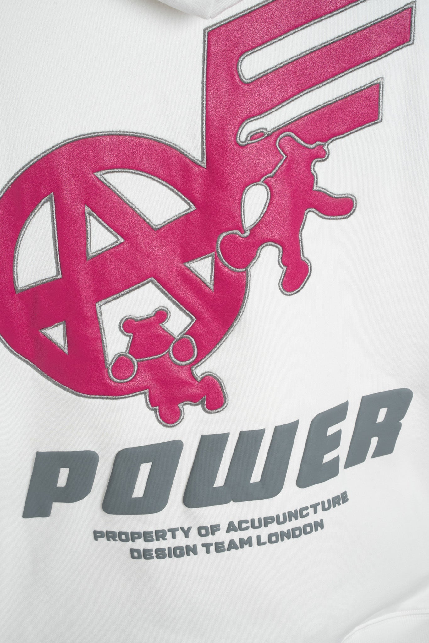 FLYING EMBLEM HOODIE WHITE Acupuncture