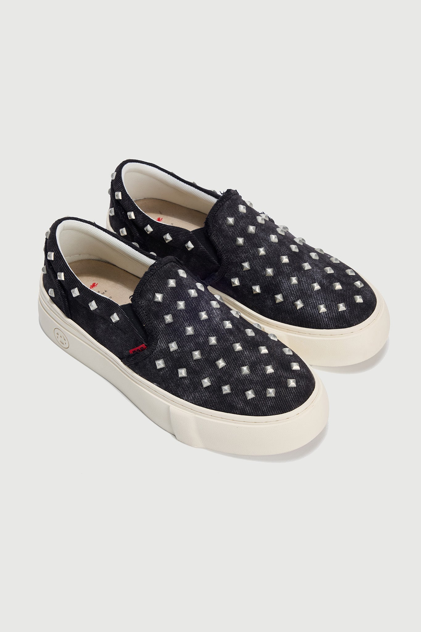METAL ON VULC BLACK Acupuncture