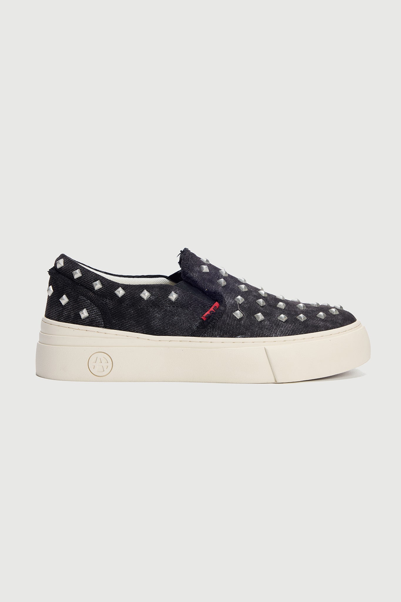 METAL ON VULC BLACK Acupuncture