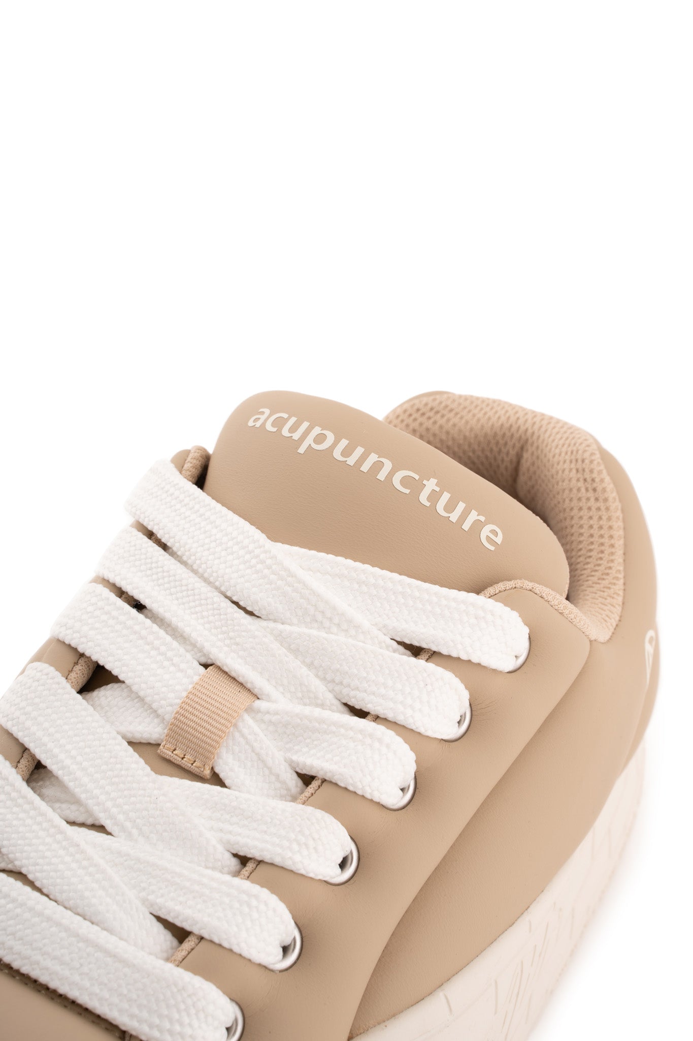 NYU VULC PUFFY KHAKY Acupuncture