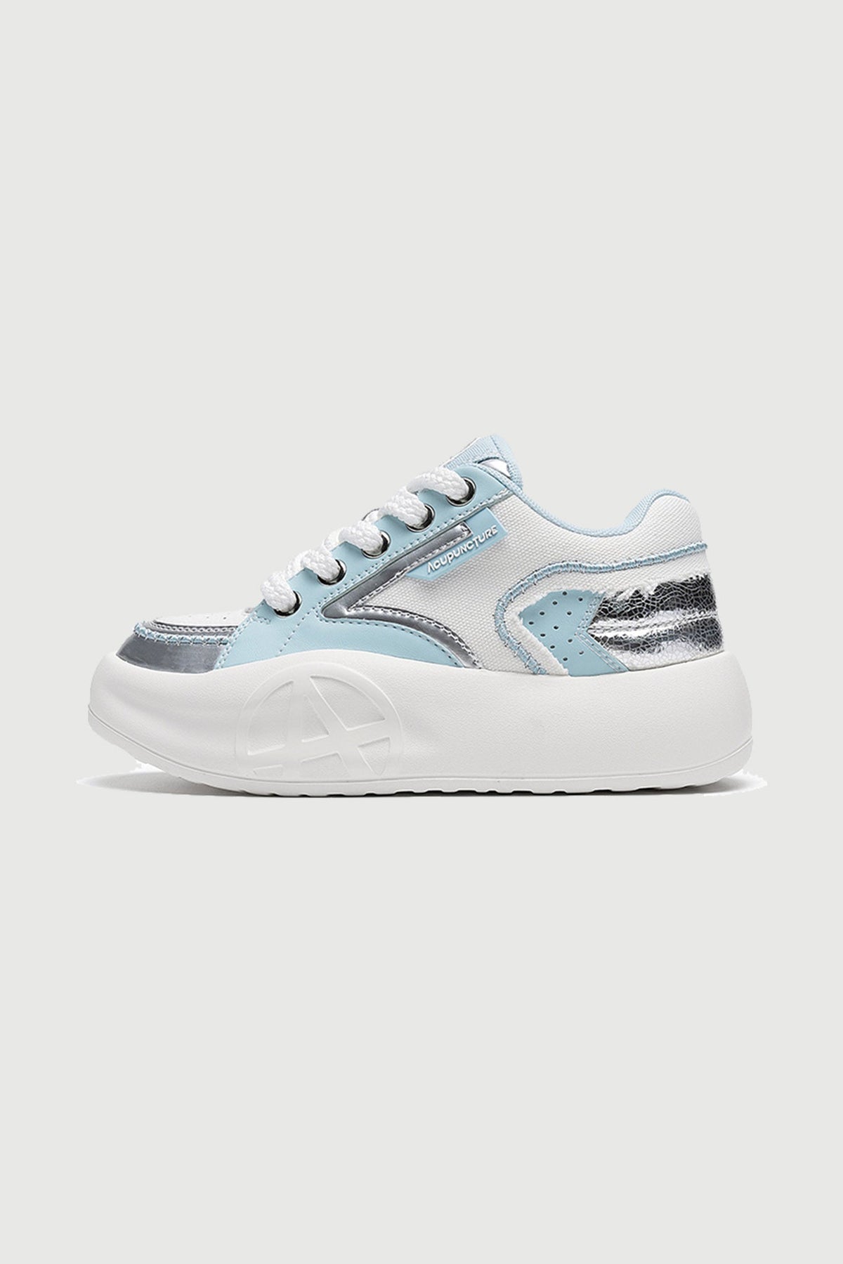 NYUE Rhome Light Blue Acupuncture