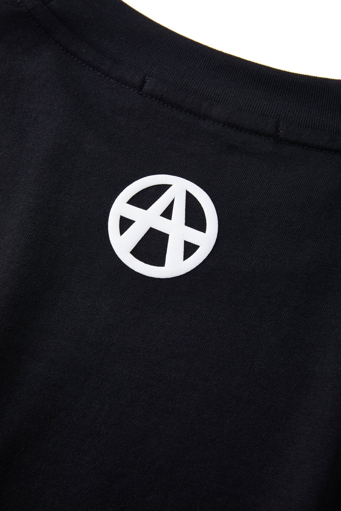 PARADISE TSHIRT BLACK Acupuncture