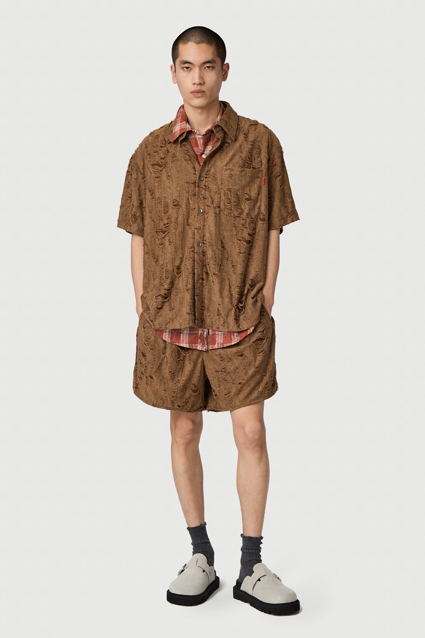 RAT RACE SHIRT S/S BROWN Acupuncture