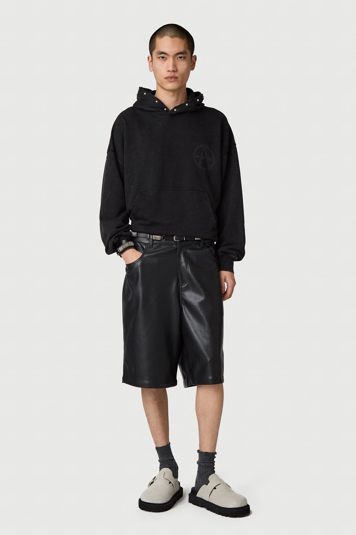 STUDDED ANARCHY HOODIE WASHED BLACK Acupuncture