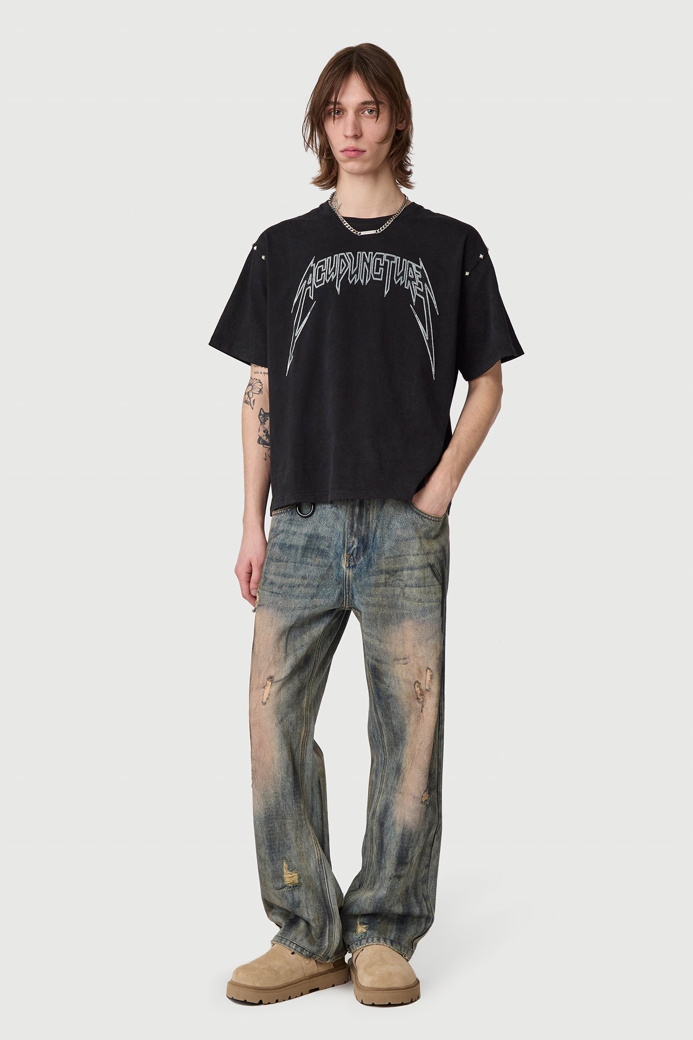 STUDDED METAL T - SHIRT WASHED BLACK Acupuncture