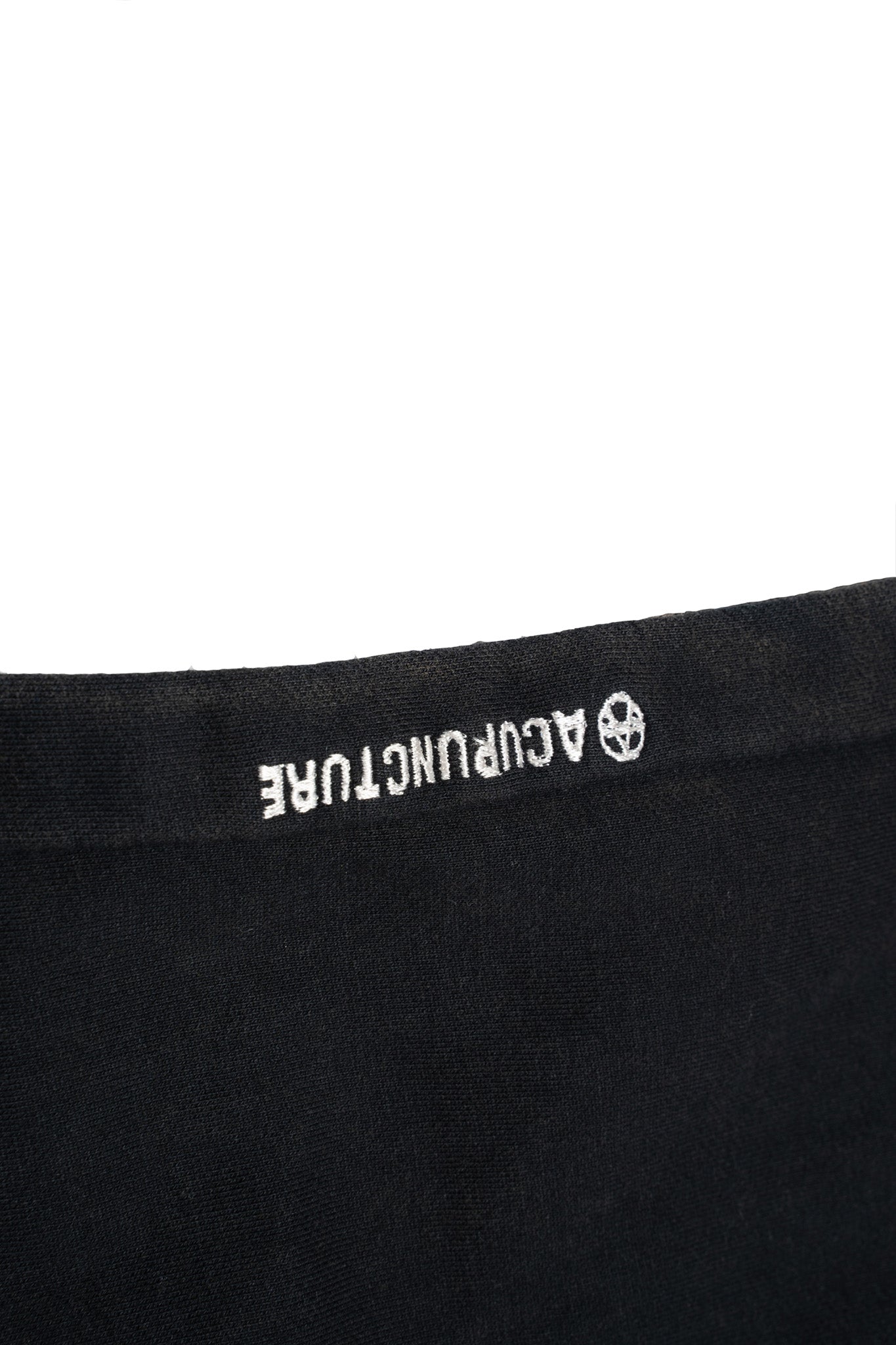 THUNDERSTROKE CREWNECK BLACK Acupuncture