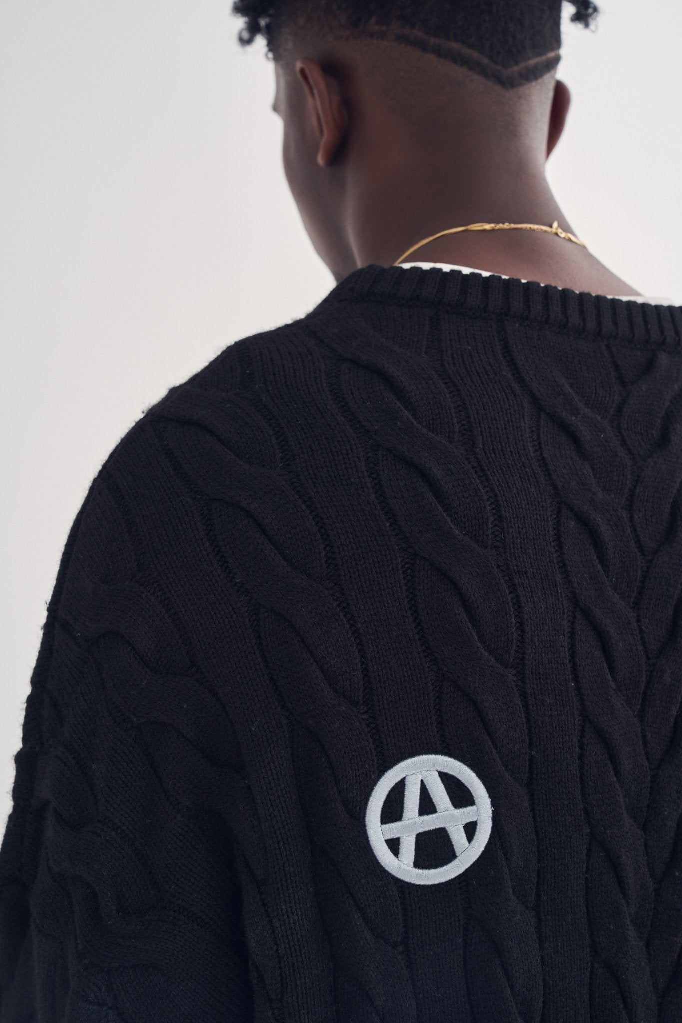 ACU TIE-DYE SWEATER BLACK Acupuncture