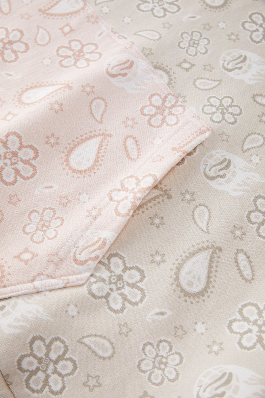 BANDANA HOODIE PINK Acupuncture