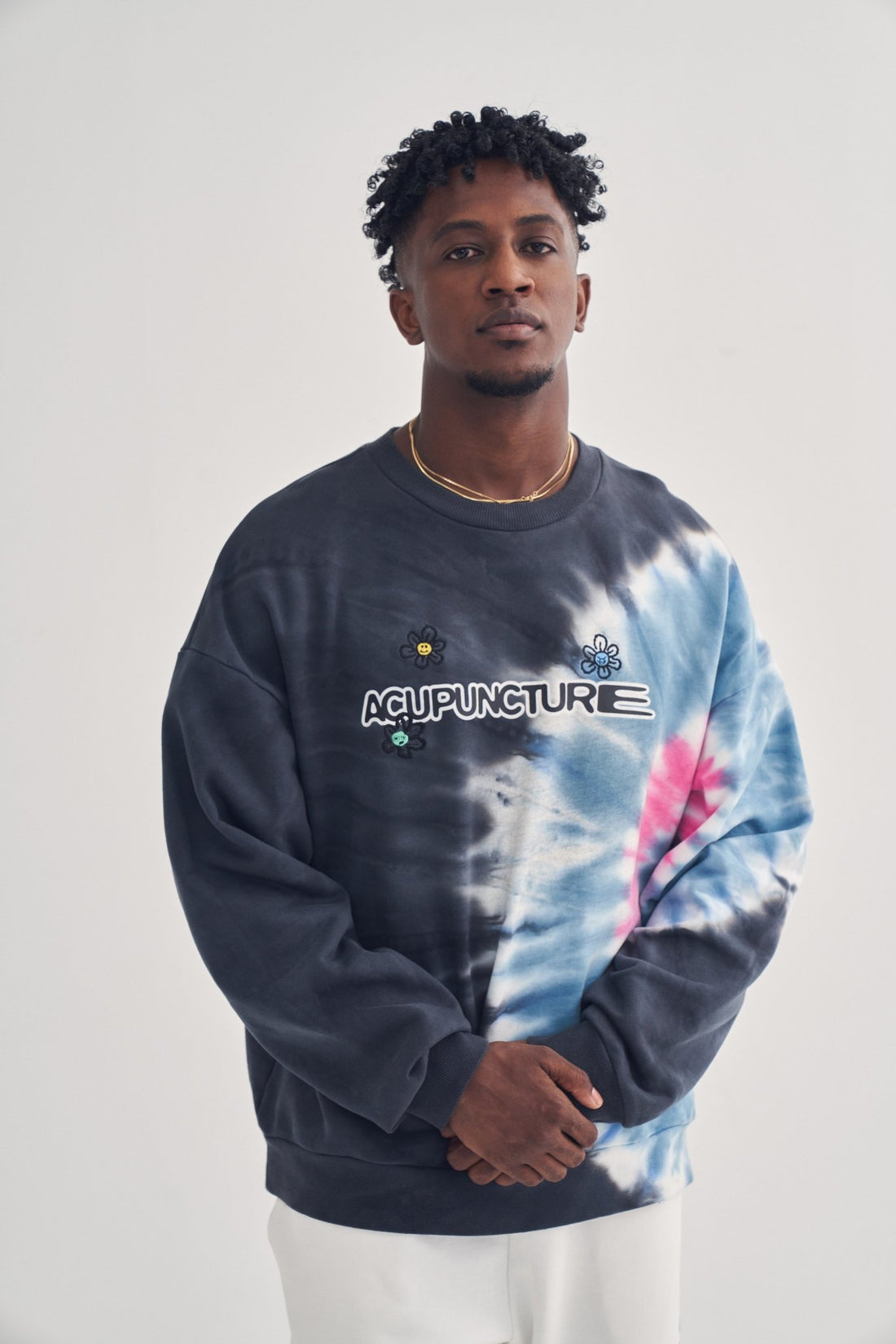 CIRCLE A CREWNECK Acupuncture