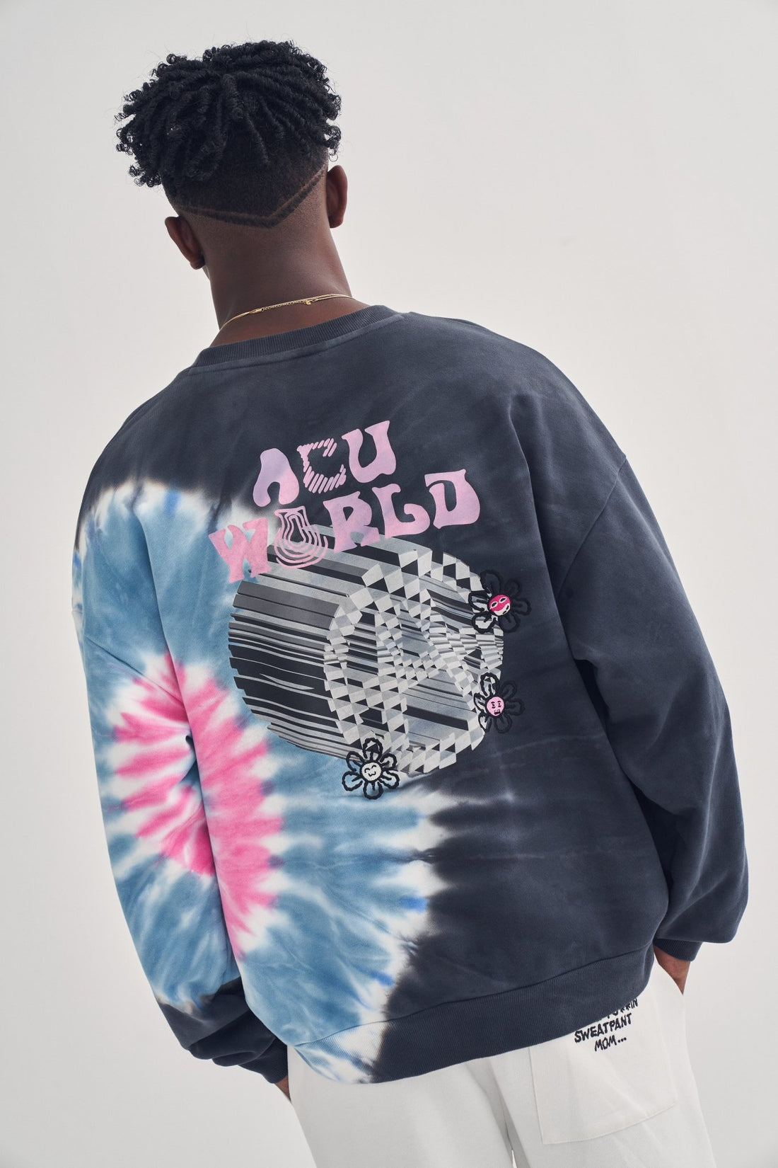 CIRCLE A CREWNECK Acupuncture