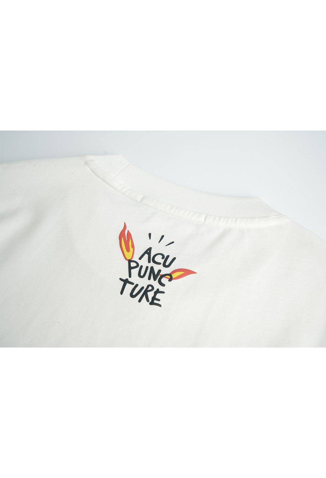 FLAMED LOGO TSHIRT WHITE Acupuncture