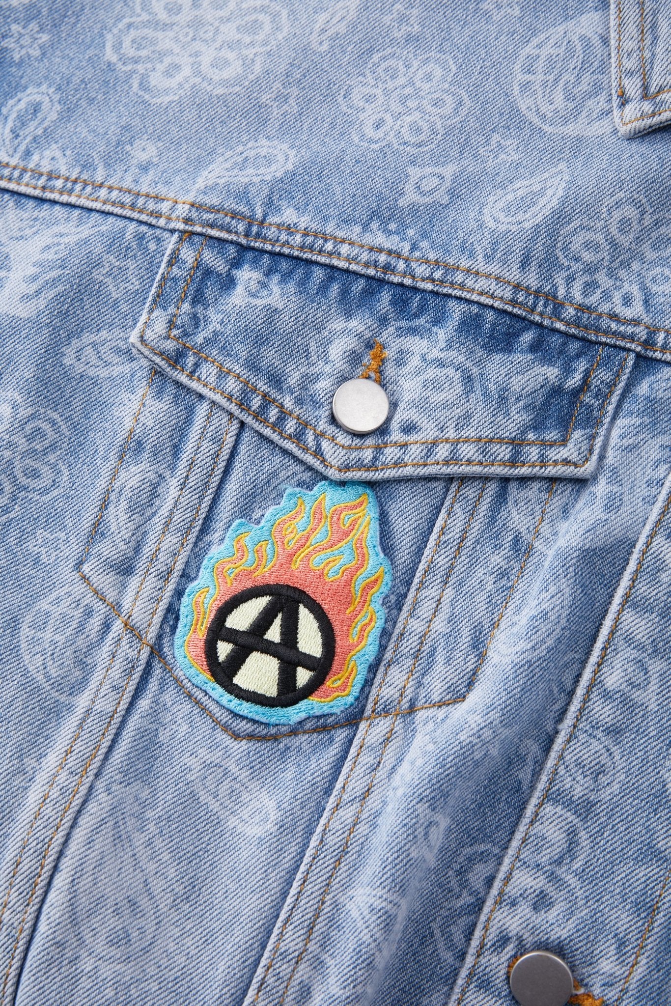 FLOWER BLUE DENIM JACKET Acupuncture
