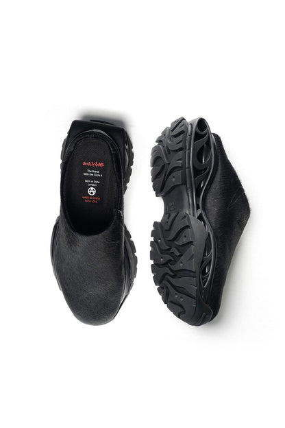 GINGER CLOG DARK COUNTRY SIDE Acupuncture