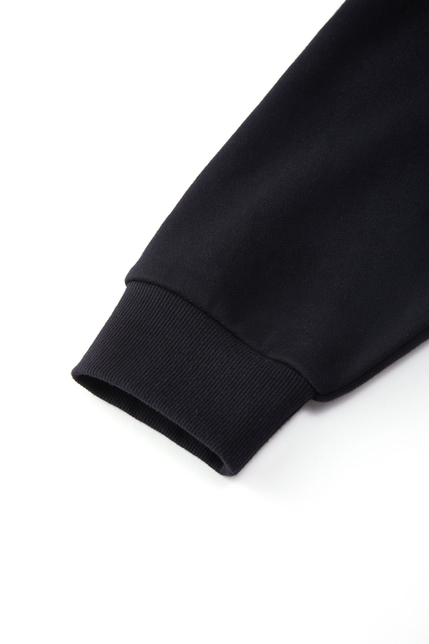 GOOD MORNING BEAUTY CREWNECK BLACK Acupuncture