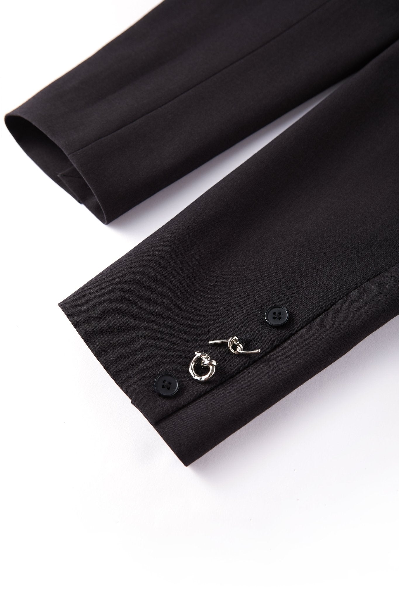 PINIT BLAZER BLACK Acupuncture