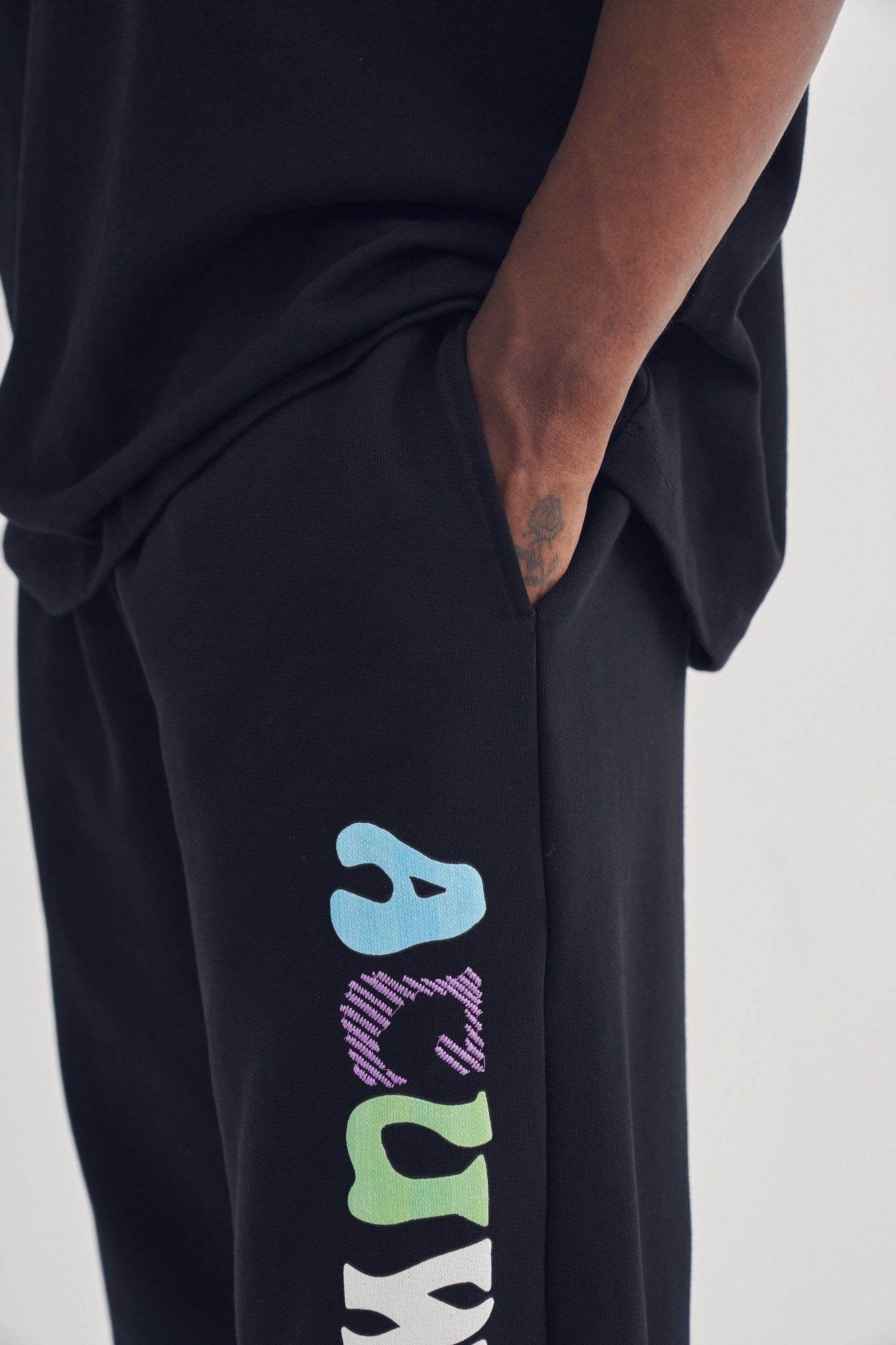 PUNWORLD FLEECE SWEATPANTS Acupuncture