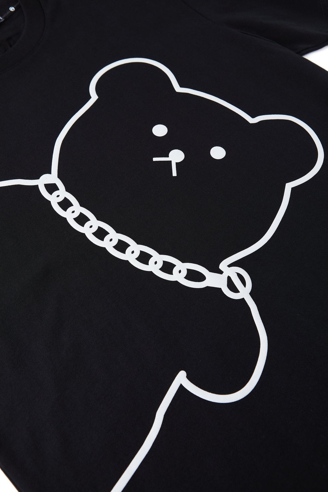 SKETCHY BEAR TSHIRT BLACK Acupuncture