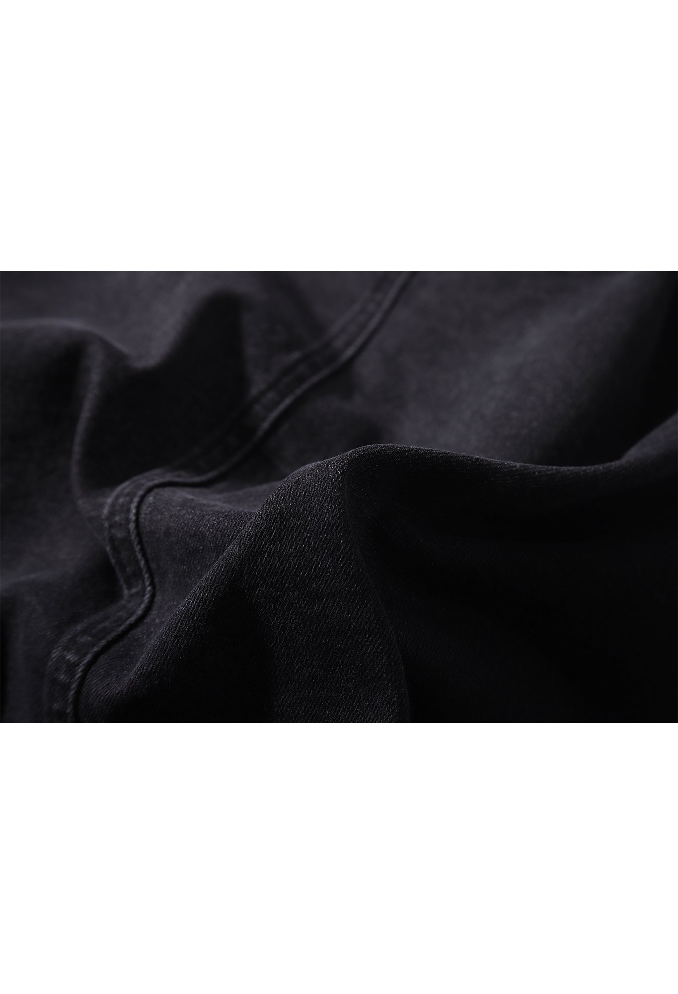 SKULL HEART CREWNECK BLACK Acupuncture