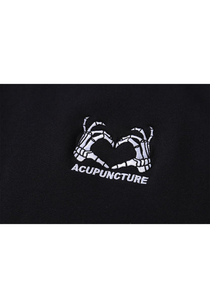SKULL HEART CREWNECK BLACK Acupuncture