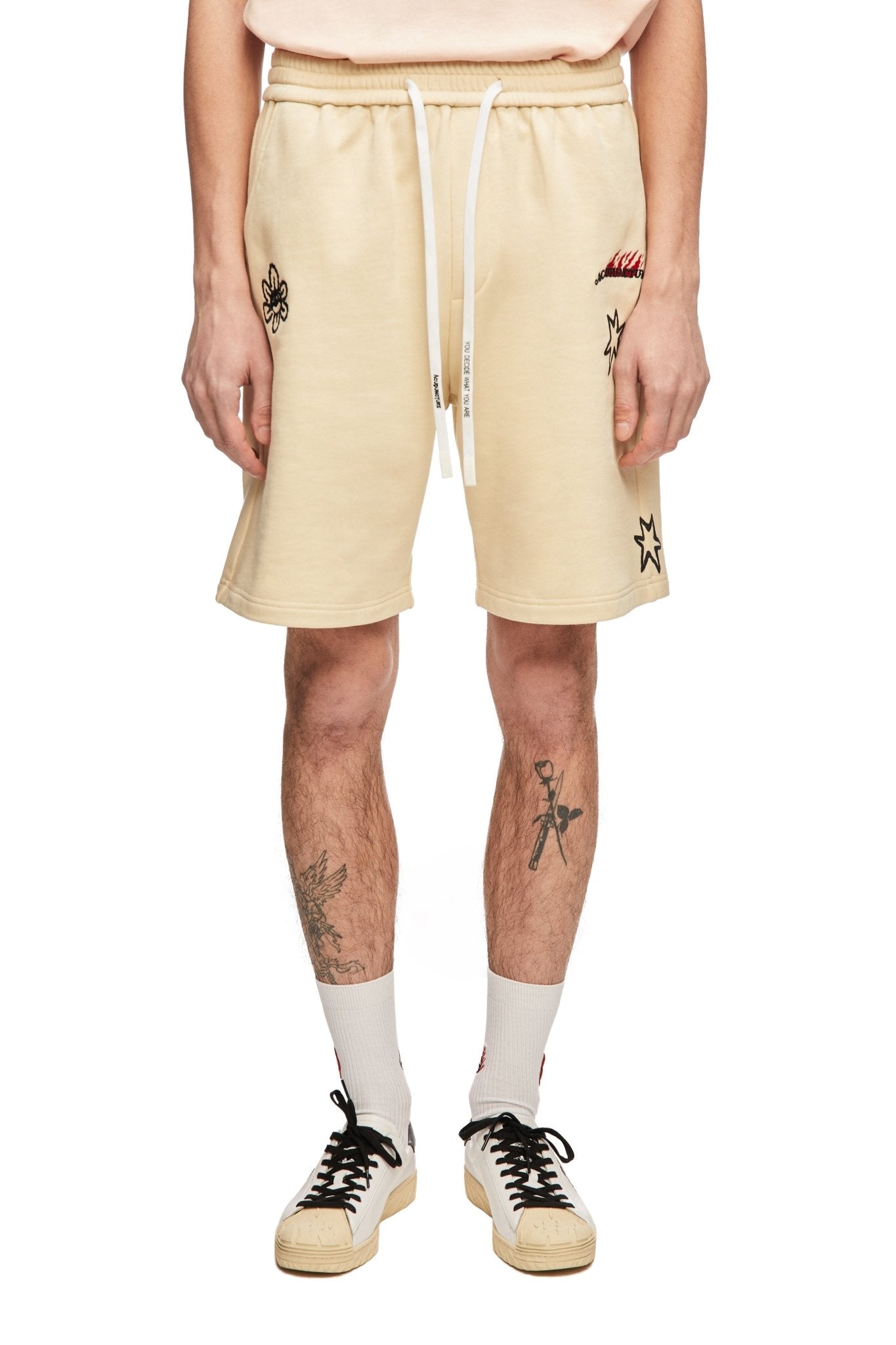 STAR MOON SHORTS Acupuncture