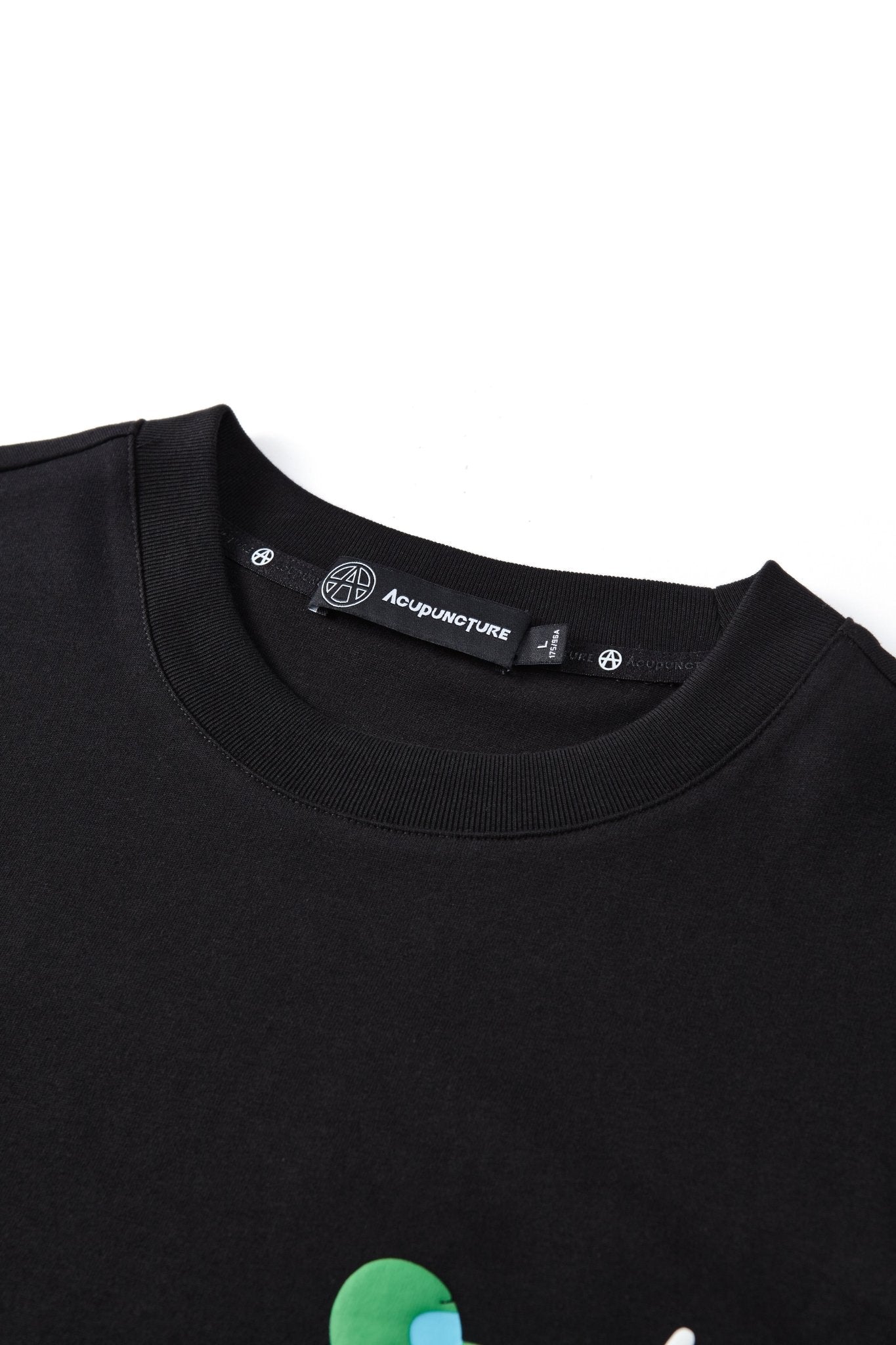 THE EARTH TSHIRT BLACK Acupuncture