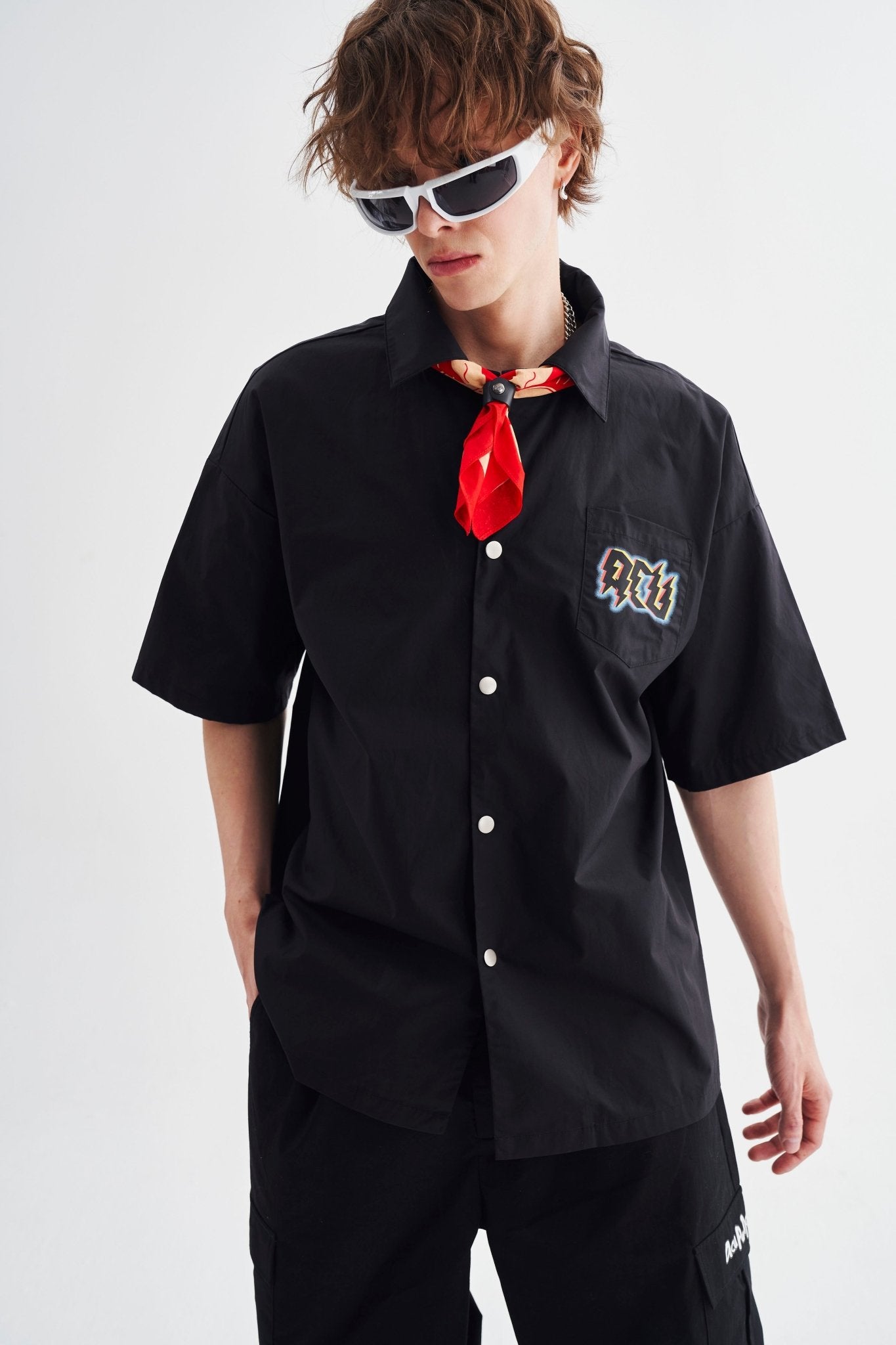 THUNDER LOGO T-SHIRT BLACK Acupuncture
