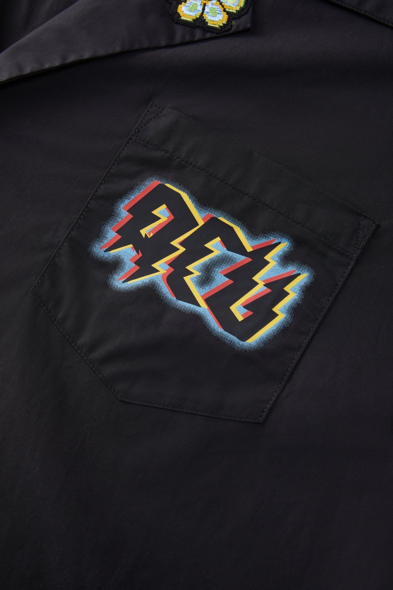 THUNDER LOGO T-SHIRT BLACK Acupuncture
